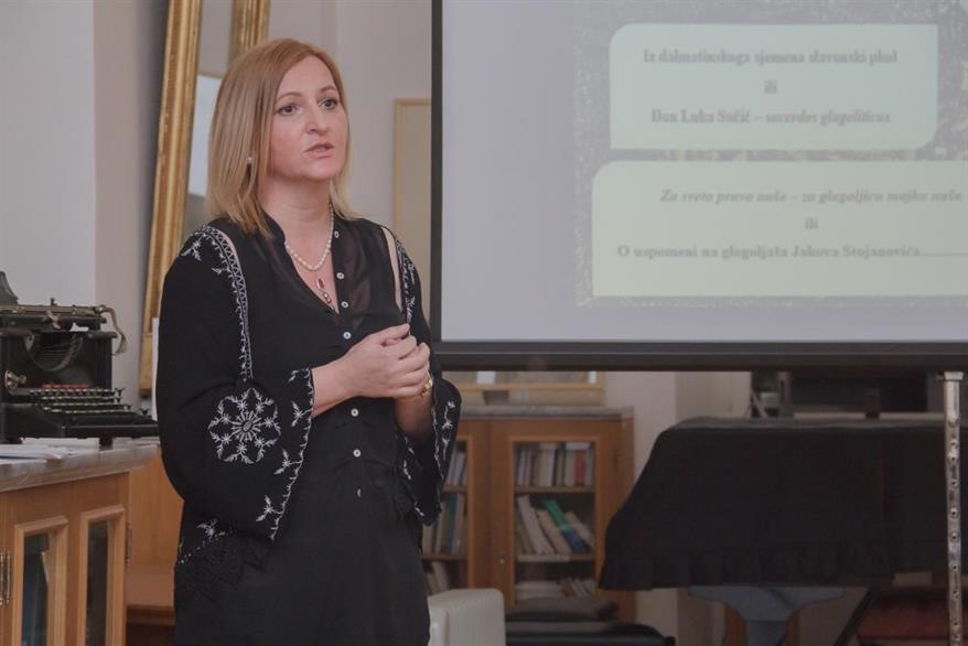 ''Riječ Božja glagoljskim pismom ili o Slovu Konstantinovu''