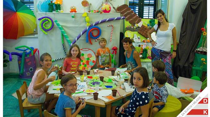 Knjižnica ili tvornica čokolade