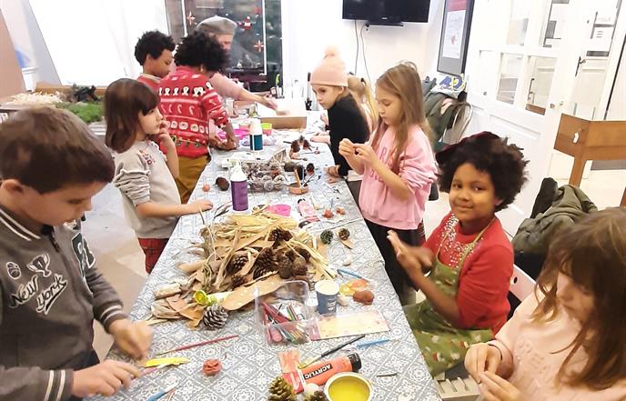 BOŽIĆNO RASPOLOŽENJE U KNJIŽNICAMA: Održana radionica božićnih jaslica