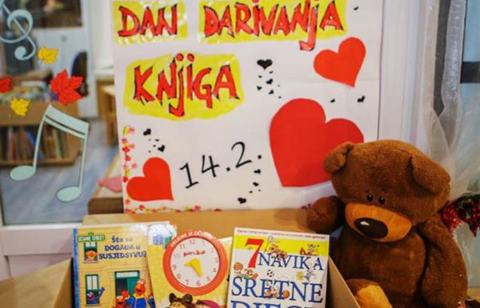 Darujte dječje knjige potrebitima