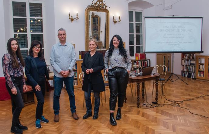 Održana panel rasprava o ljepoti u online i offline okruženju