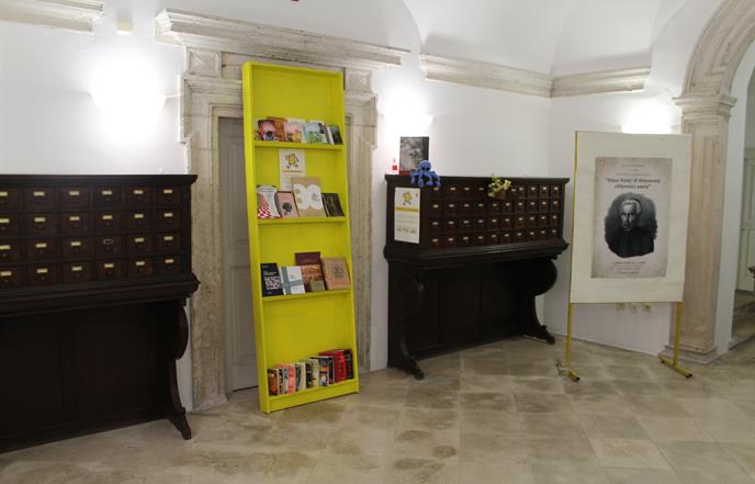 Police za slobodno posuđivanje knjiga – slobodno se poslužite!