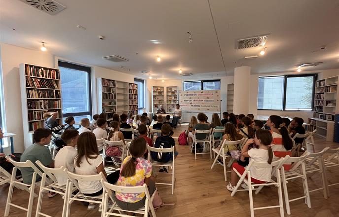 MIŠEVI I MAČKE NAGLAVAČKE U ogranku Lapad učenici obilježavaju 50. obljetnicu Paljetkove zbirke