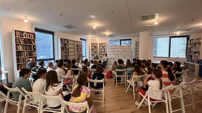 MIŠEVI I MAČKE NAGLAVAČKE Književni susret s Lukom Paljetkom u Ogranku Lapad