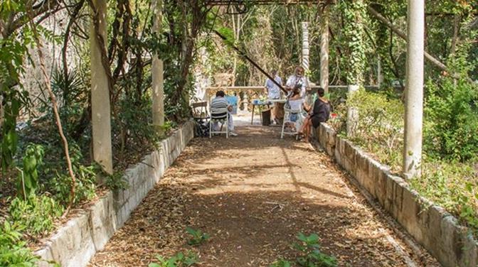 Likovna kolonija dubrovačkih umjetnika (DULU) u Skočibuhi