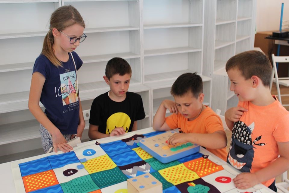 Robotika i programiranja bez ekrana u Ljetnikovcu Skočibuha