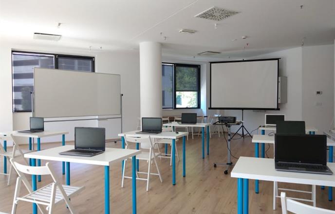 U ogranku Lapad kreće prva radionica informatike za osobe treće životne dobi