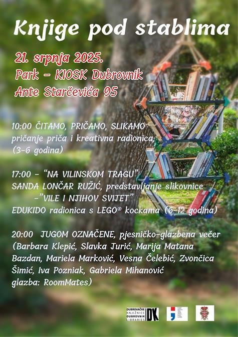 Knjige pod stablima u parku - KIOSK Dubrovnik