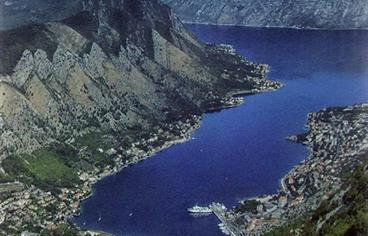 Božidar Proročić predstavlja knjigu “Poezija bokeljskih Hrvata”