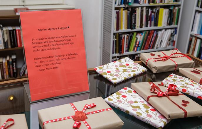 Spoj naslijepo s knjigom u Dubrovačkim knjižnicama