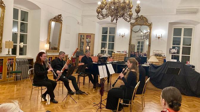 Glazbena radionica Sorgo koncertom u Saloči od zrcala otvorila ovogodišnji ciklus komornih koncerata „Winds and Piano”