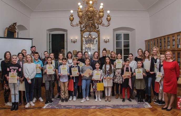 LUNA MARKET I ILIA LETUNIĆ POBJEDNICE SU 6. ŽUPANIJSKOG NATJECANJA U ČITANJU NAGLAS